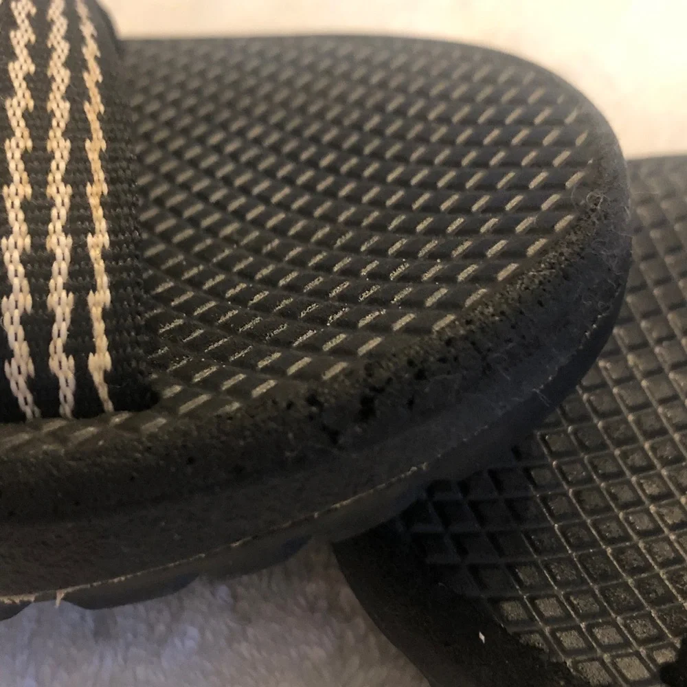 ZCloud Chaco Sandals Black and White Stripe Patterned Straps Women Size 8 - Picture 5 of 6